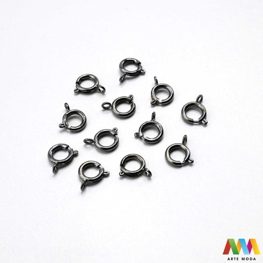 kopče metalne karabiner togl magnet kukice narukvice ogrlice zatvarači nakit DIY metalni pribor spajanje nakita srebrne zlatne karabin magnetne završne kopča narukvica ogrlica Osigurajte svoj nakit Metalne kopče su esencijalne za sigurno završavanje ogrlica i narukvica Birajte između karabin kopči pouzdanost magnetnih kopči lakoća i togl kopči stil Kvalitetni zatvarači u raznim bojama temelj svakog uradi sam nakit projekta arte moda repromaterijal