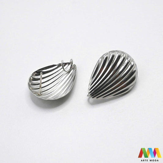 naušnice iglice uši visilice osnove elementi DIY klipse srebrne zlatne repromaterijal metalne metalni ringovi okrugle Pretvorite svoje ideje u stvarnost od samog početka Naše metalne baze za izradu naušnica pružaju savršenu osnovu za svaki stil od minimalističkih iglica na šaraf do upečatljivih visećih modela Bilo da lijepite elemente od polimerne gline ili slažete raskošne perle ove baze pružit će vašem uradi sam nakitu sigurnost stabilnost i besprijekoran profesionalan završetak arte moda repromaterijal