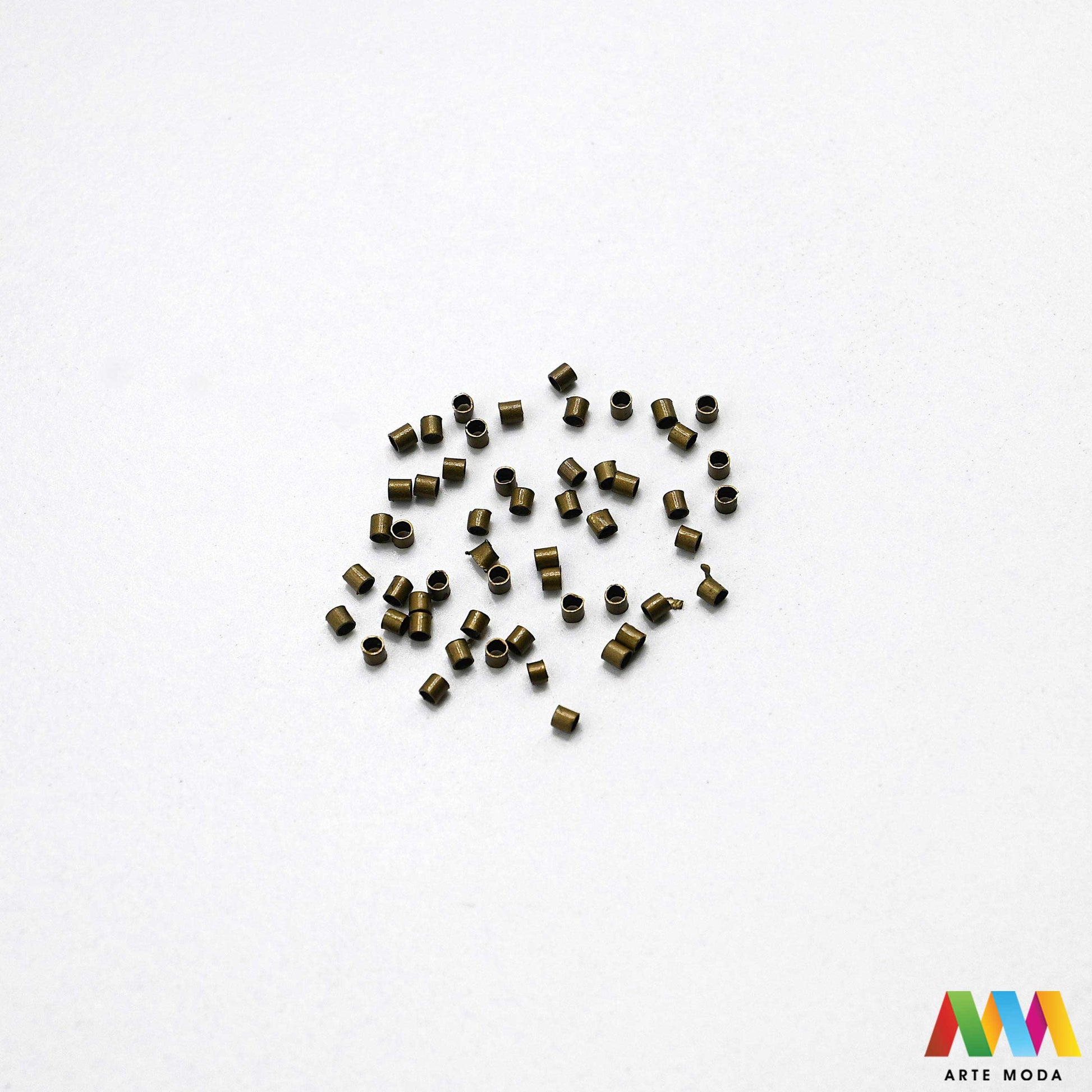 krimp perla završetak stoper za narukvicu razdjelnik metalne kuglice DIY pribor repromaterijal srebrni zlatni nakit perle crimp beads fiksatori sajlu flaks razdjelnici Fiksirajte svoju kreativnost Metalni stoperi su neophodni za izrađivača nakita Bilo da osiguravate završetke ogrlice radite na dizajnu s razmaknutim perlama naši stoperi pružaju maksimalnu sigurnost stabilnost srebro zlato bakar ovi mali važni elementi osigurat će da vaš uradi sam nakit izgleda uredno i profesionalno arte moda repromaterijal