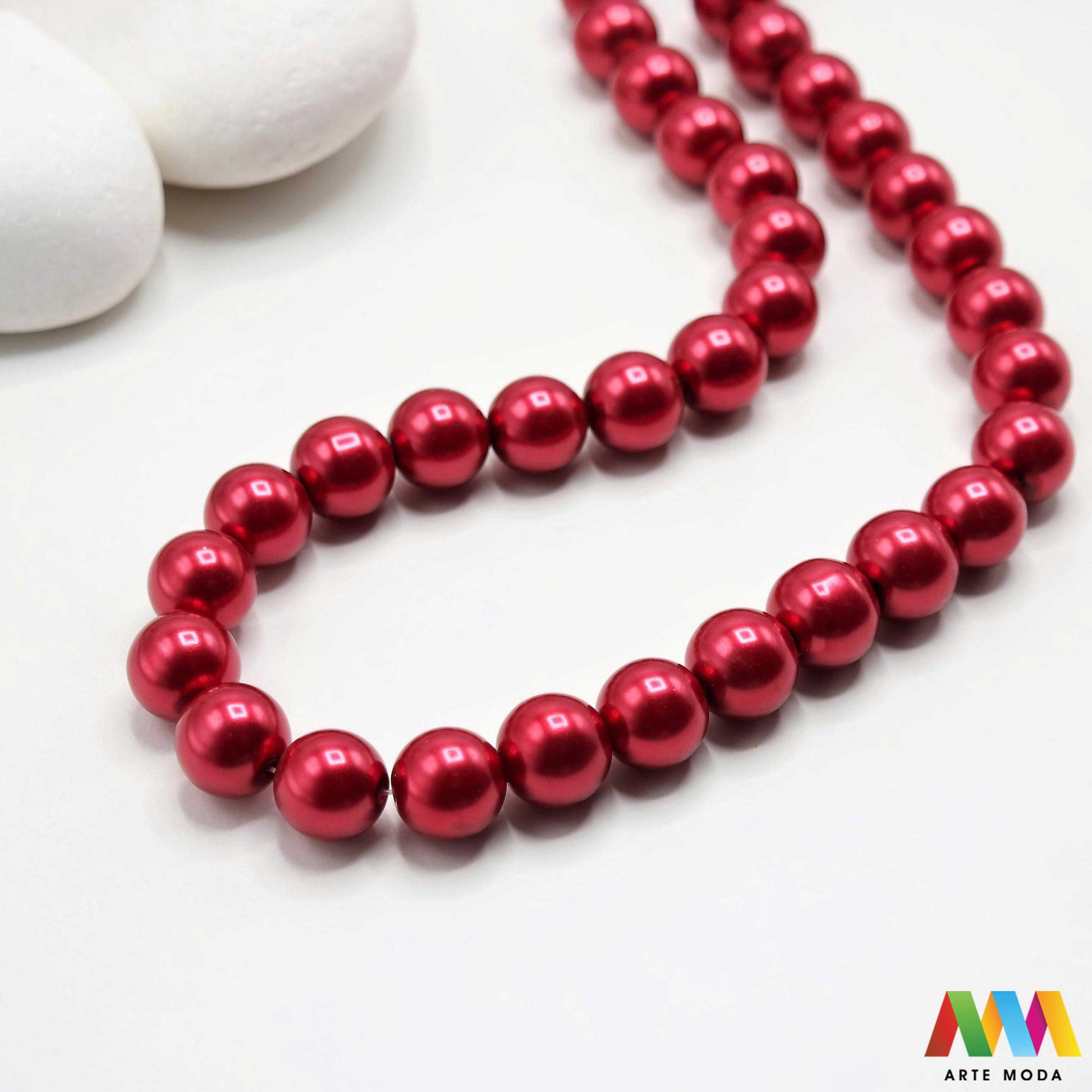 stakleni biseri niz staklo biser perle biserne zrna zrno perla staklene imitacija bisera sedefaste vjenčani nakit klasični DIY ogrlice bijeli u boji bisernim sjajem izrada nakita umjetni Za klasičnu eleganciju birajte staklene bisere imitacija bisera ima visok sedefasti sjaj i savršeno je glatka Idealni su za izradu vjenčanog nakita bezvremenskih ogrlica i narukvica raznim veličinama i bojama ovi biseri unose dašak luksuza u svaki uradi sam projekt Počnite nizati svoju eleganciju arte moda repromaterijal