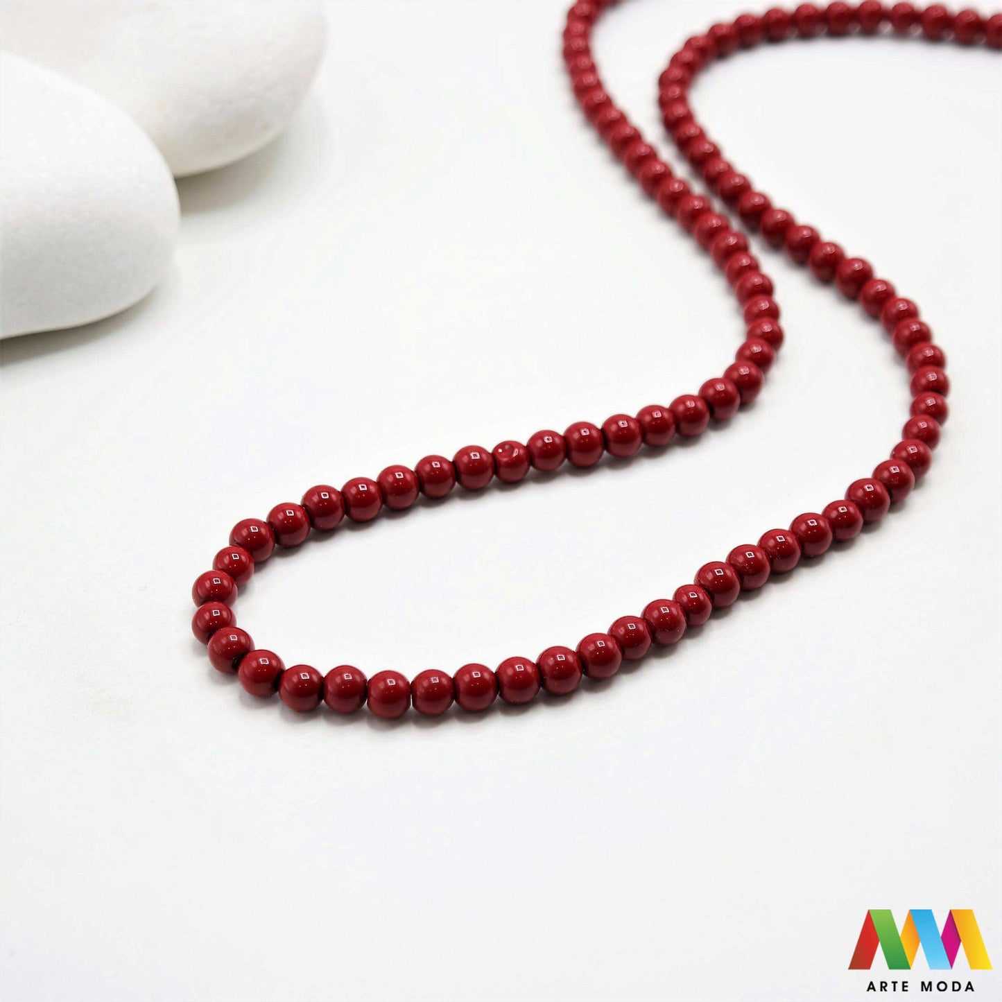 stakleni biseri niz staklo biser perle biserne zrna zrno perla staklene imitacija bisera sedefaste vjenčani nakit klasični DIY ogrlice bijeli u boji bisernim sjajem izrada nakita umjetni Za klasičnu eleganciju birajte staklene bisere imitacija bisera ima visok sedefasti sjaj i savršeno je glatka Idealni su za izradu vjenčanog nakita bezvremenskih ogrlica i narukvica raznim veličinama i bojama ovi biseri unose dašak luksuza u svaki uradi sam projekt Počnite nizati svoju eleganciju arte moda repromaterijal