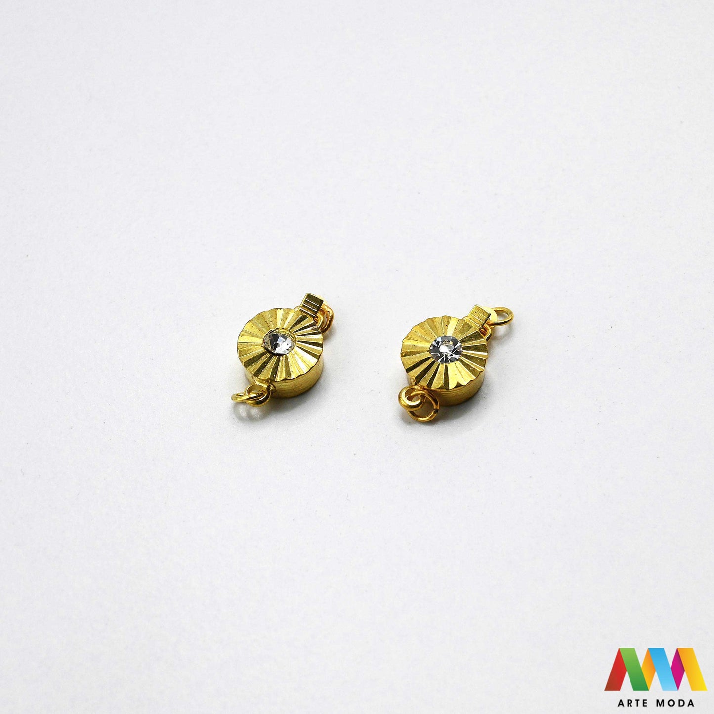 ukrasna kopča starinski nakit togl zatvarač DIY vintage romantični ukrasne kopče motivima OT dekorativni zatvarači metalni pribor statement završeci ogrlica luksuzni zlatne srebrne narukvica ukrasima luksuzne Mornarska detalje kolekcija ukrasnih metalnih kopči motive srca leptira kormila filigrana portreta dekorativni zatvarači pretvaraju svaku ogrlicu unikatni komad nakita vintage šarm mornarsku svježinu tematski zatvarači osigurat uradi sam projekt zapažen stilski besprijekoran arte moda repromaterijal