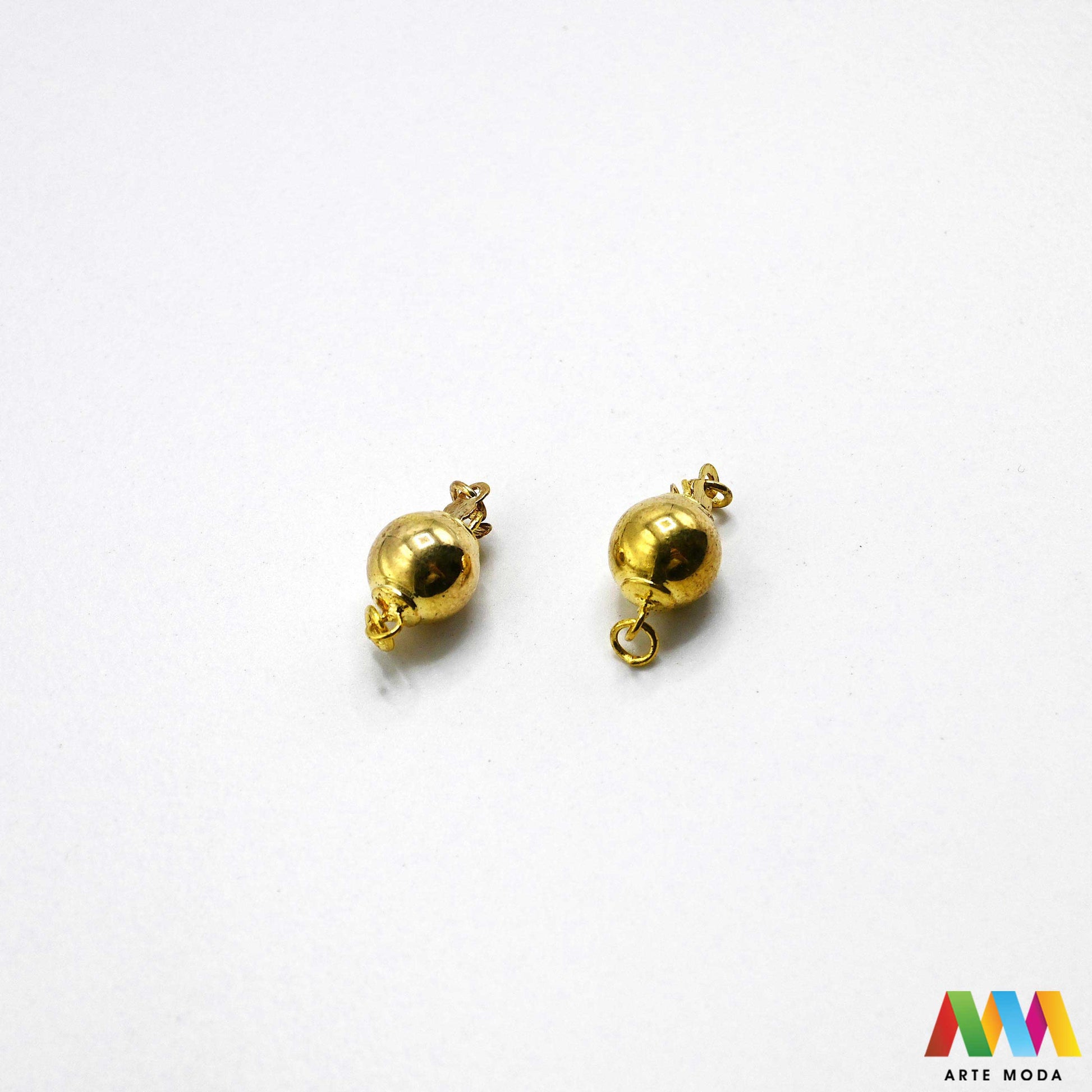 magnetne kopče magnet zatvarači metalne izrada nakita DIY lagano kopčanje metalni pribor narukvice ogrlice brzo zatvaranje magnetne nakit magnetni magneti brze za uradi sam kopča Kopčanje nakita u sekundi Magnetne kopče su najjednostavniji i najbrži zatvarači za narukvice i ogrlice Snažan magnet osigurava sigurno zatvaranje idealno za sve koji traže lako rukovanje Razni oblici i boje savršeni za elegantan i praktičan DIY nakit arte moda repromaterijal