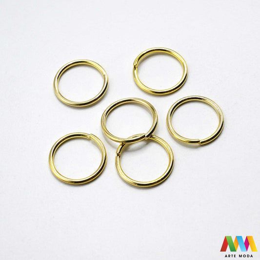 alkice spojnice karike jump rings spojni prstenovi metalni kolutovi DIY pribor repromaterijal srebrne zlatne izrada nakita spajanje perli metalne za nakit otvorene zatvorene izradu materijal prsten elementi narukvice ogrlice Osigurajte čvrstinu nakitu Metalne alkice su neizostavne spojnice spajanje kopči privjesaka lanaca Birajte između prstenova u raznim veličinama bojama bronca složenost vašeg uradi sam projekta kvalitetne alkice pružit profesionalan siguran završetak kreaciji arte moda repromaterijal