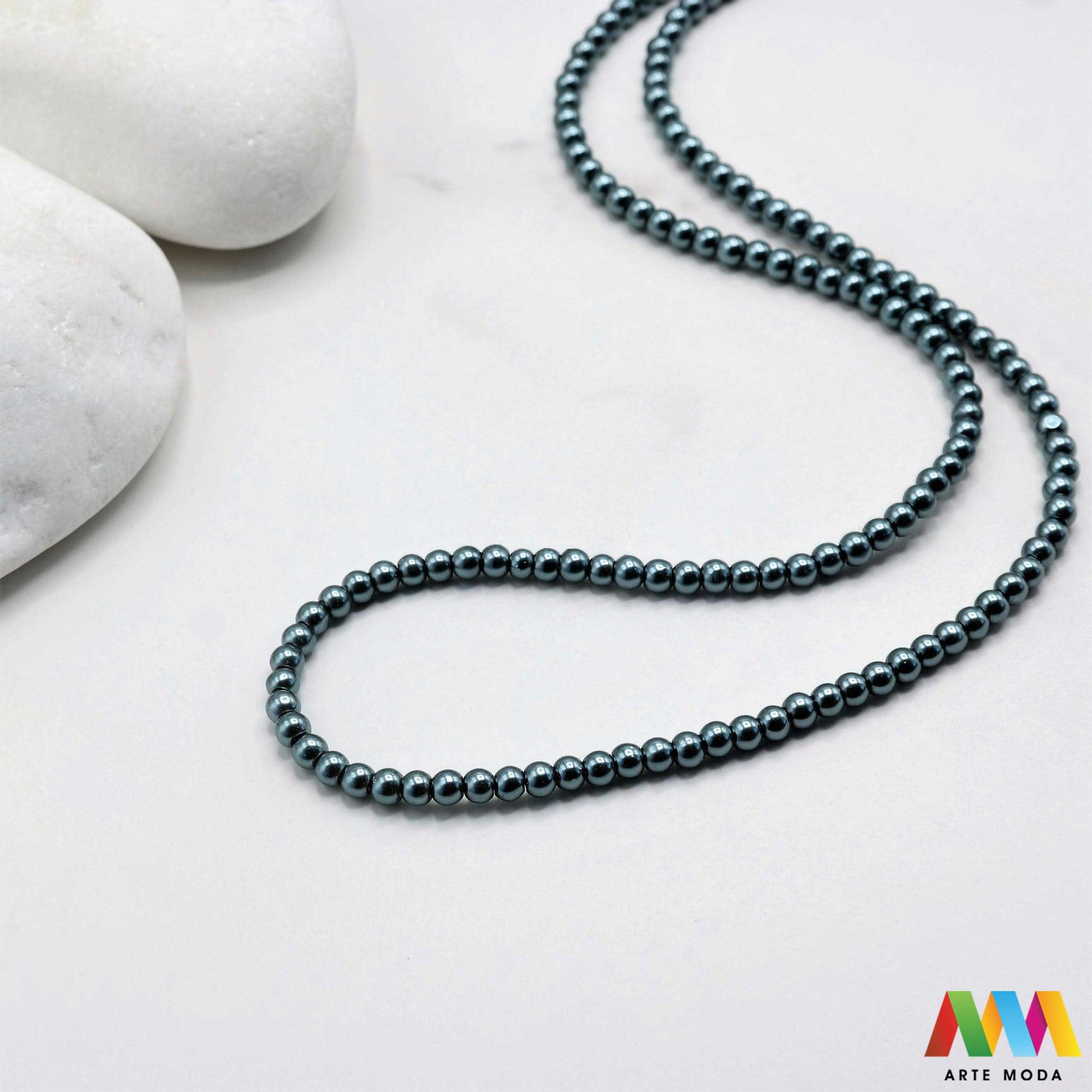 stakleni biseri niz staklo biser perle biserne zrna zrno perla staklene imitacija bisera sedefaste vjenčani nakit klasični DIY ogrlice bijeli u boji bisernim sjajem izrada nakita umjetni Za klasičnu eleganciju birajte staklene bisere imitacija bisera ima visok sedefasti sjaj i savršeno je glatka Idealni su za izradu vjenčanog nakita bezvremenskih ogrlica i narukvica raznim veličinama i bojama ovi biseri unose dašak luksuza u svaki uradi sam projekt Počnite nizati svoju eleganciju arte moda repromaterijal