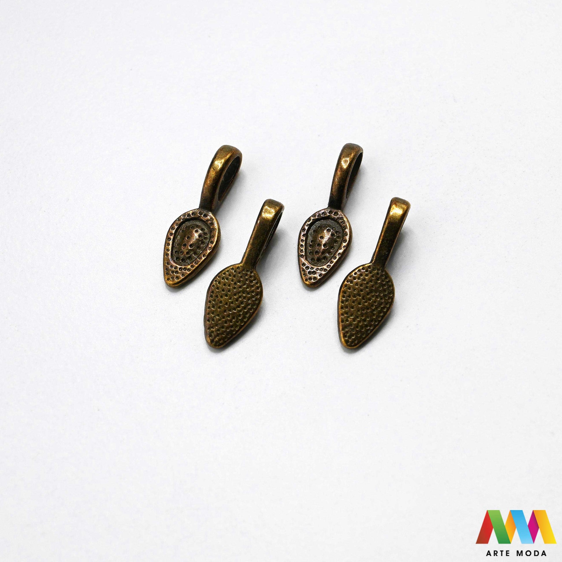 držači bailovi stiskači kvačice za privjeske spojnice vješalice nakit držač kamen metalni elementi DIY pribor srebrni zlatni montaža privjeska kristale poludrago vješanje privjesaka repromaterijali Pretvorite perle kamenje privjeske esencijalni vješanje vaših kreacija na lančiće konce Omogućuju profesionalan izgled sigurno nošenje poludragog kamenja kristala različitih stilova glatki gravirani filigranski boja srebro zlato bronca osigurajte čvrst elegantan spoj svom uradi sam nakitu arte moda repromaterijal