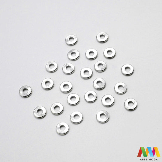 razdjelnik umetak spacer metalne izrada nakita DIY nakit distanceri metalni pribor separatori srebrne zlatne šajbice metalni za perle razmaknice komponente metal Mali ali ključni za profesionalan nakit Metalni umetci razdjelnici spacer perle služe za stvaranje razmaka i dodavanje sjaja perlama Sprječavaju trenje i ističu poludrago kamenje Neophodan element za izradu narukvica i ogrlica koje izgledaju bogatije i elegantnije arte moda repromaterijal