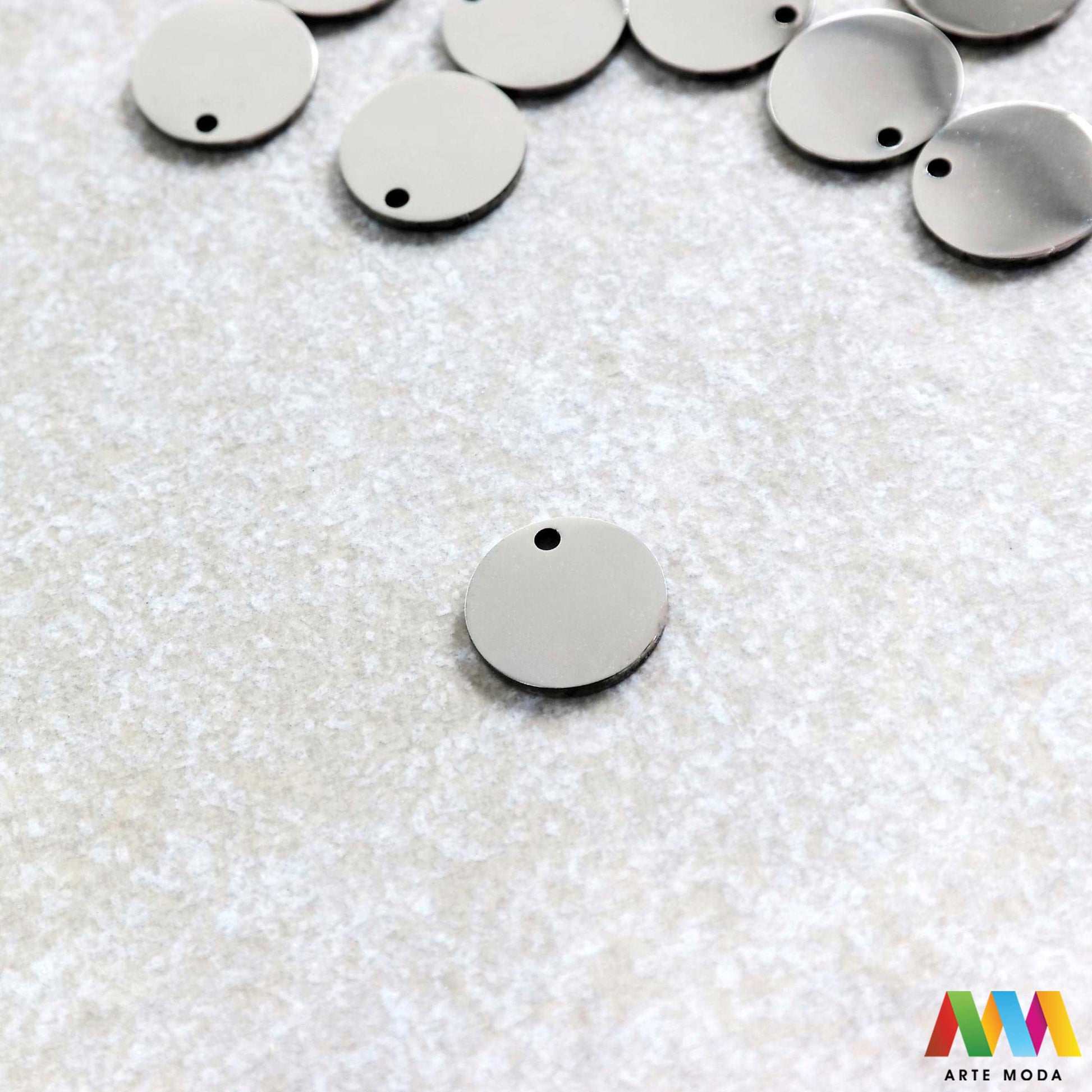 privjesak čelik čelični ogrlica narukvica nehrđajući nanožnica gravura za gravuru privjesci pločice kirurški graviranje personalizacija dog tag vojne pločice nakit prazna metalni trajni unikatne personalizirane komade nakita našim kvalitetnim pločicama nehrđajućeg čelika Ne hrđaju ne tamne trajnost uspomena izdržljivi savršeni za lasersko graviranje imena datuma poruka logotipa čineći ih idealnim za izradu osobnih poklona jedinstvenog nakita Odaberite oblik utisnite svoj dizajn arte moda repromaterijal