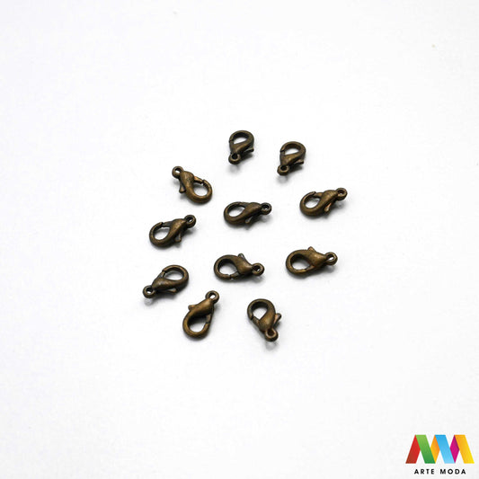 kopče metalne karabiner togl magnet kukice narukvice ogrlice zatvarači nakit DIY metalni pribor spajanje nakita srebrne zlatne karabin magnetne završne kopča narukvica ogrlica Osigurajte svoj nakit Metalne kopče su esencijalne za sigurno završavanje ogrlica i narukvica Birajte između karabin kopči pouzdanost magnetnih kopči lakoća i togl kopči stil Kvalitetni zatvarači u raznim bojama temelj svakog uradi sam nakit projekta arte moda repromaterijal