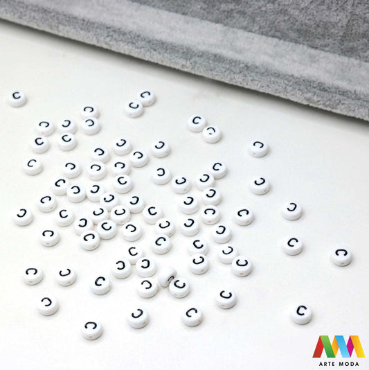 slova brojevi plastične nizanje imenom narukvice prijateljstva dječji nakit personalizirani kockaste perle okrugle abeceda DIY ručni rad izrada mix mješana Stvorite personalizirani nakit s našim plastičnim slovima i brojevima Perle u obliku kocki i krugova idealne su za izradu narukvica s imenom i porukama Lagane su šarene i savršene za dječji nakit i narukvice prijateljstva Lako nizanje za maksimalnu uradi sam zabavu arte moda repromaterijal