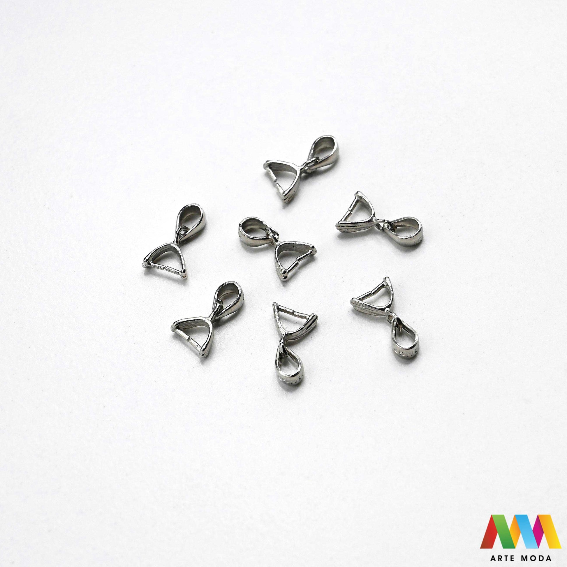 držači bailovi stiskači kvačice za privjeske spojnice vješalice nakit držač kamen metalni elementi DIY pribor srebrni zlatni montaža privjeska kristale poludrago vješanje privjesaka repromaterijali Pretvorite perle kamenje privjeske esencijalni vješanje vaših kreacija na lančiće konce Omogućuju profesionalan izgled sigurno nošenje poludragog kamenja kristala različitih stilova glatki gravirani filigranski boja srebro zlato bronca osigurajte čvrst elegantan spoj svom uradi sam nakitu arte moda repromaterijal