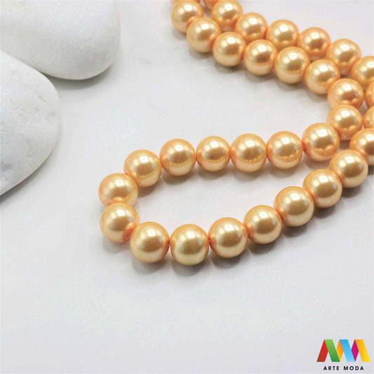 stakleni biseri niz staklo biser perle biserne zrna zrno perla staklene imitacija bisera sedefaste vjenčani nakit klasični DIY ogrlice bijeli u boji bisernim sjajem izrada nakita umjetni Za klasičnu eleganciju birajte staklene bisere imitacija bisera ima visok sedefasti sjaj i savršeno je glatka Idealni su za izradu vjenčanog nakita bezvremenskih ogrlica i narukvica raznim veličinama i bojama ovi biseri unose dašak luksuza u svaki uradi sam projekt Počnite nizati svoju eleganciju arte moda repromaterijal