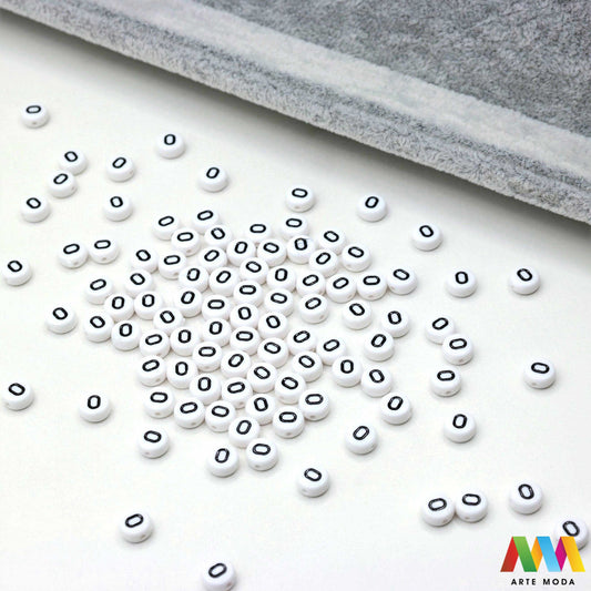 slova brojevi plastične nizanje imenom narukvice prijateljstva dječji nakit personalizirani kockaste perle okrugle abeceda DIY ručni rad izrada mix mješana Stvorite personalizirani nakit s našim plastičnim slovima i brojevima Perle u obliku kocki i krugova idealne su za izradu narukvica s imenom i porukama Lagane su šarene i savršene za dječji nakit i narukvice prijateljstva Lako nizanje za maksimalnu uradi sam zabavu arte moda repromaterijal