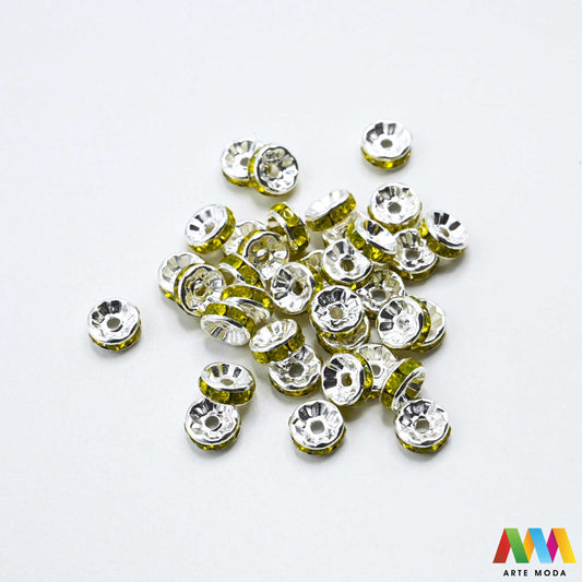 razdjelnik umetak spacer metalne izrada nakita DIY nakit distanceri metalni pribor separatori srebrne zlatne šajbice metalni za perle razmaknice komponente metal Mali ali ključni za profesionalan nakit Metalni umetci razdjelnici spacer perle služe za stvaranje razmaka i dodavanje sjaja perlama Sprječavaju trenje i ističu poludrago kamenje Neophodan element za izradu narukvica i ogrlica koje izgledaju bogatije i elegantnije arte moda repromaterijal