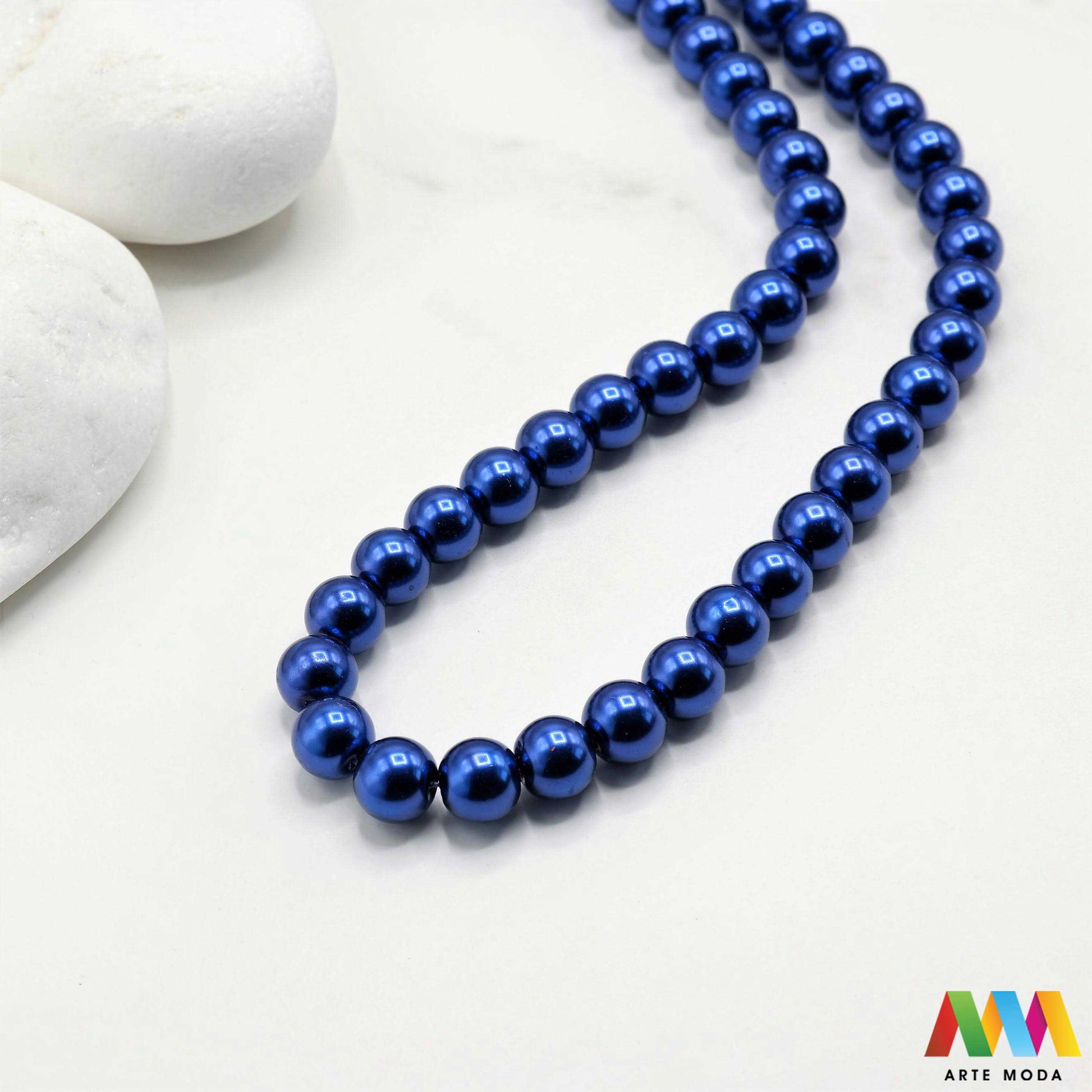 stakleni biseri niz staklo biser perle biserne zrna zrno perla staklene imitacija bisera sedefaste vjenčani nakit klasični DIY ogrlice bijeli u boji bisernim sjajem izrada nakita umjetni Za klasičnu eleganciju birajte staklene bisere imitacija bisera ima visok sedefasti sjaj i savršeno je glatka Idealni su za izradu vjenčanog nakita bezvremenskih ogrlica i narukvica raznim veličinama i bojama ovi biseri unose dašak luksuza u svaki uradi sam projekt Počnite nizati svoju eleganciju arte moda repromaterijal